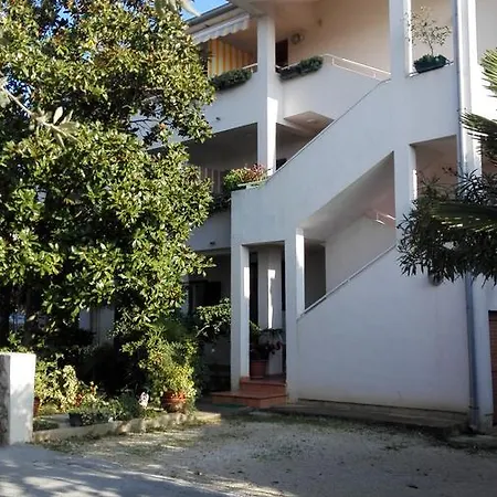 Martinuzzi * Rovinj